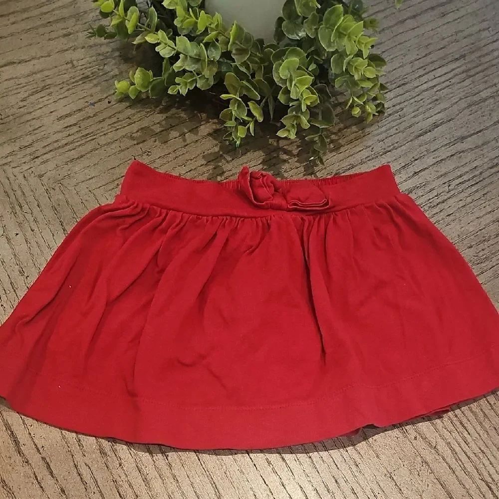 Red Skirt With Shorts Size 5 Gymboree